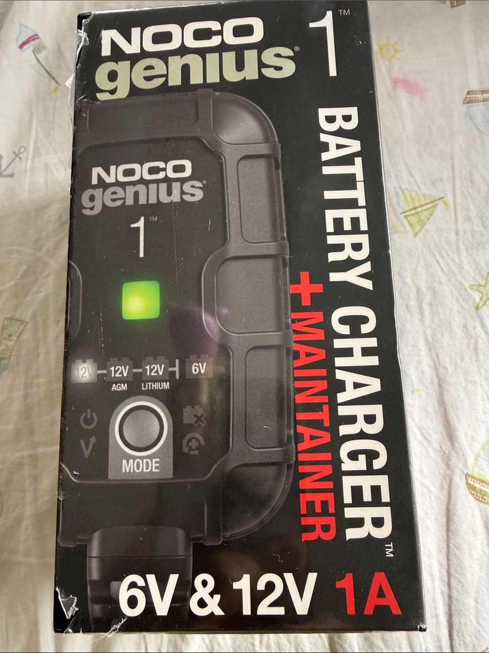 Genius 1 Battery Charger & Maintainer - Black